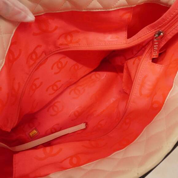 CHANEL Black Lambskin Leather Tote Bag - Picture 4 of 16